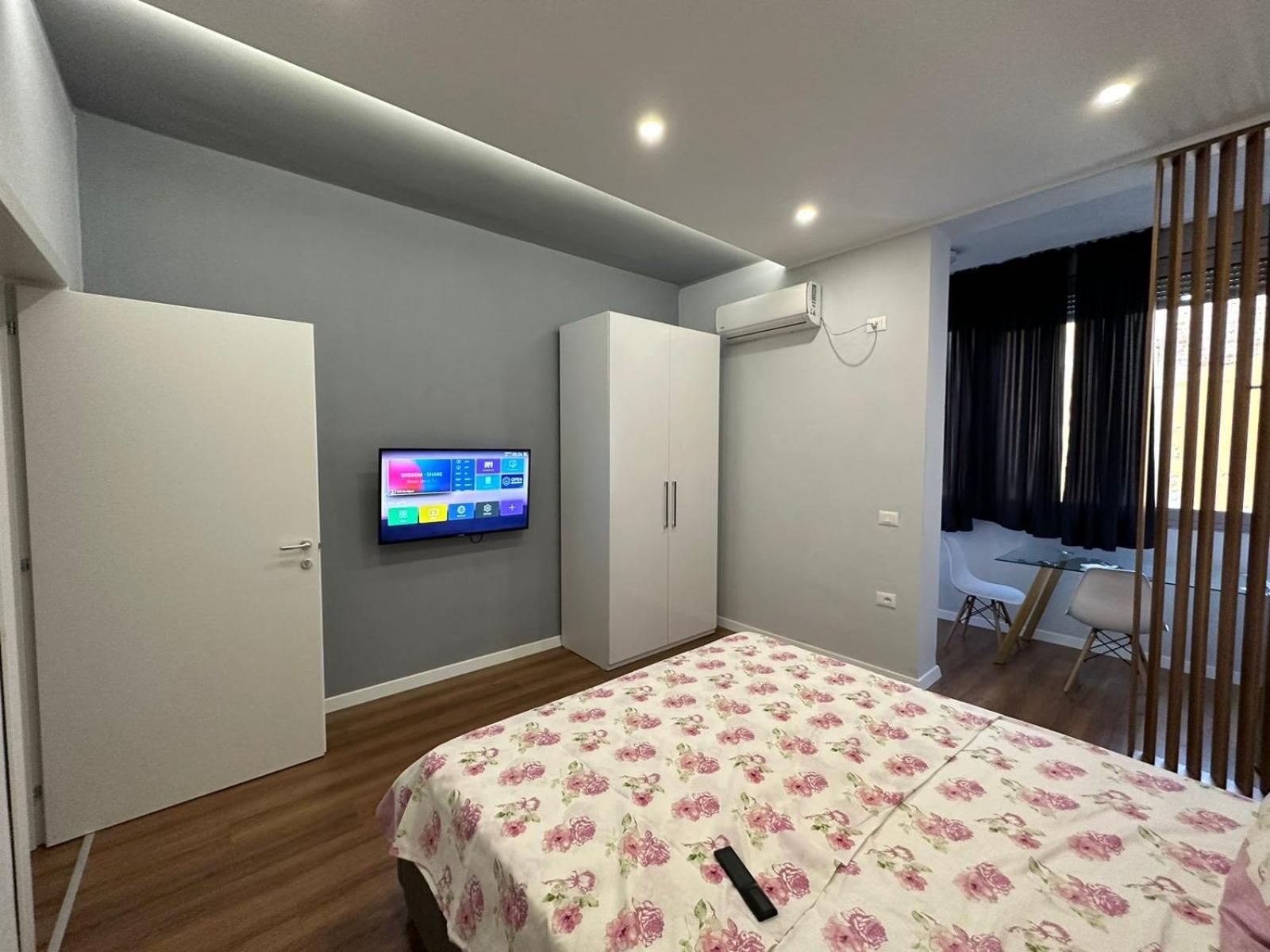 Be Solei Studio Apartments Sol 2 Tirana Exterior foto